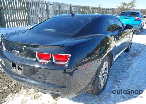 2013 Chevrolet Camaro 2Ls from USA, damaged, VIN 2G1FA1E35D9121109